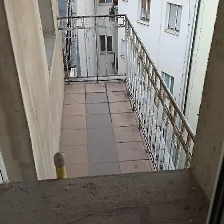 Bydleni V Centru Ov Blizko Stodolni, Bez Vytahu Апартаменты *